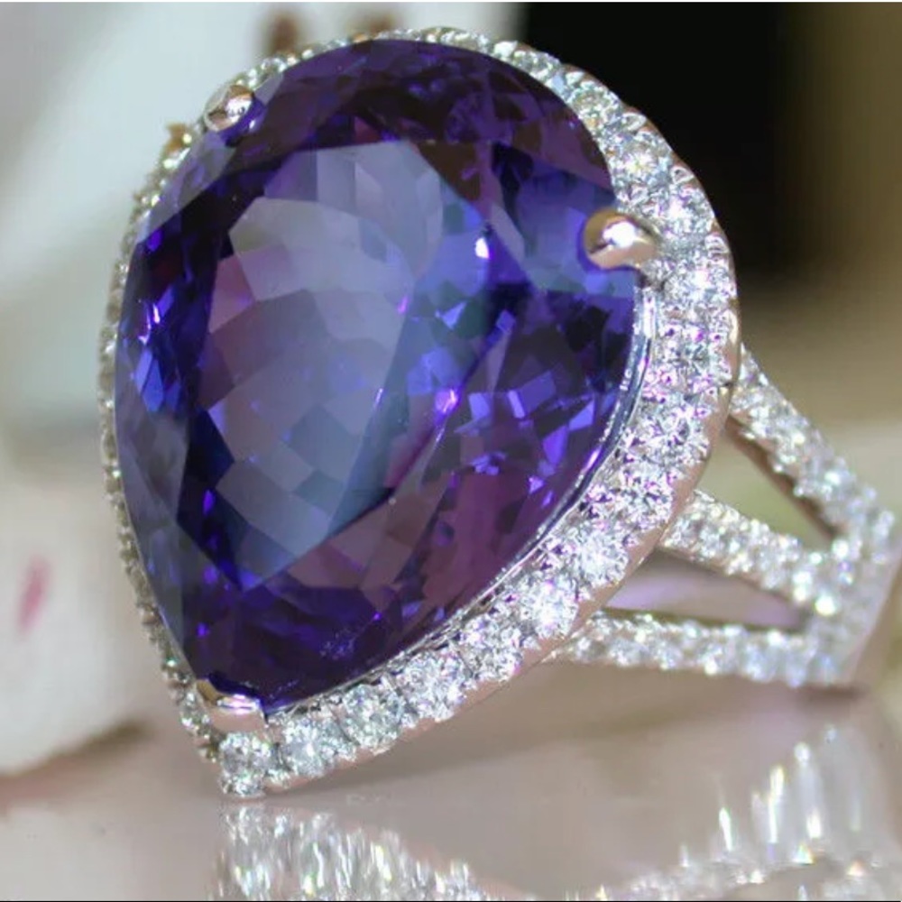  Stunning Pear Shaped Ring NEW 6 - Picture 2 of 7